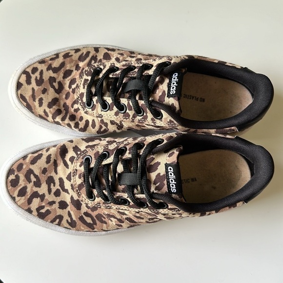 Adidas x FARM Rio Vulcraid3R Hazy Beige Leopard Women’s Skate Shoe/Sneakers - Picture 4 of 14